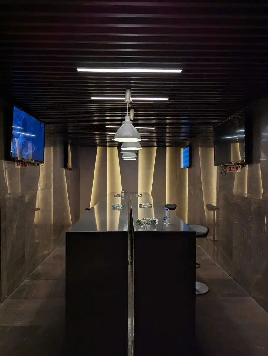 Photos of service Fast Track (Gold) in an airport Queen Alia (AMM)