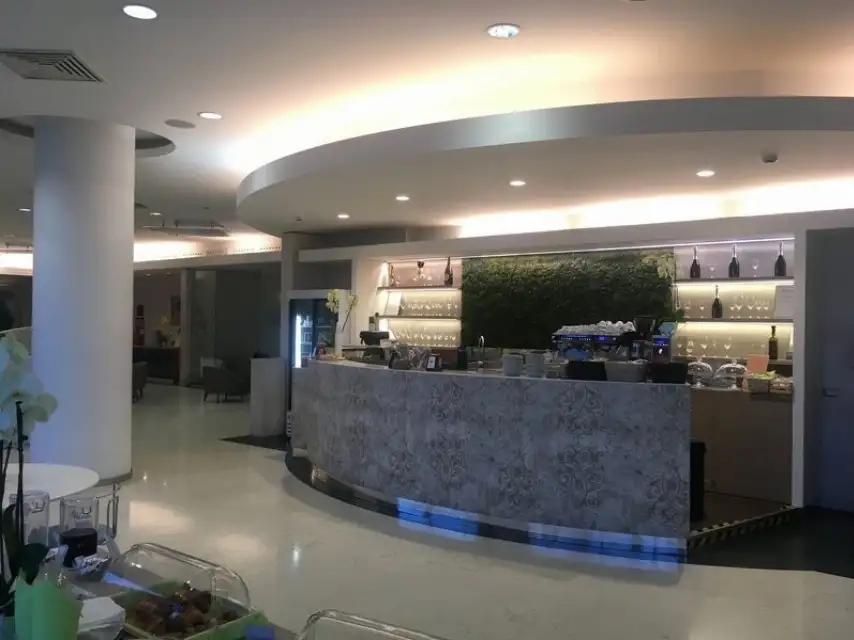 Photos of service Fast Track + VIP Lounge in an airport Guglielmo Marconi (BLQ)