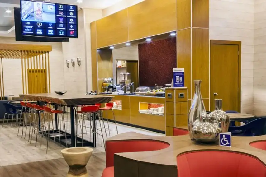 Фотографии услуги Fast Track + VIP Lounge в аэропорту Канкун (CUN)