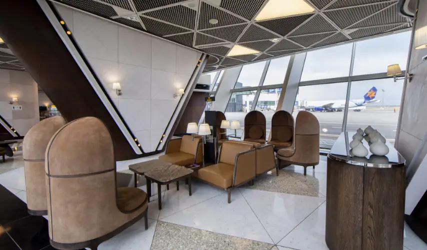 Фотографии услуги VIP-сервис (Salam Platinum) в аэропорту Гейдар Алиев (GYD)