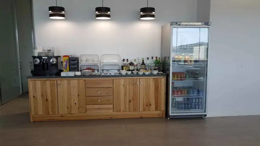 Photos of service Fast Track + VIP Lounge in an airport Ibiza (IBZ)