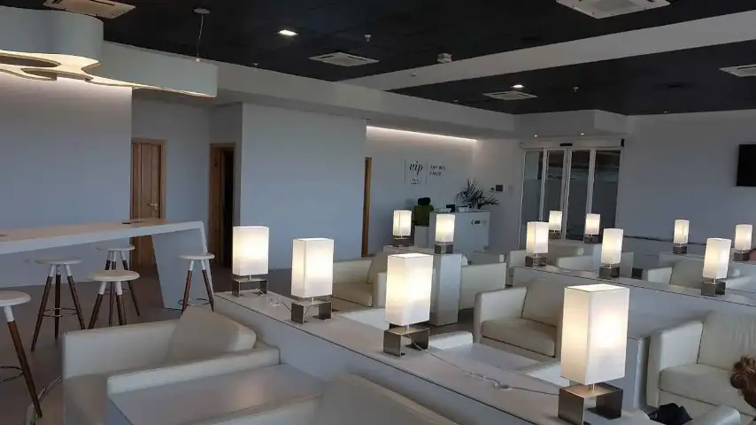 Photos of service Fast Track + VIP Lounge in an airport Ibiza (IBZ)