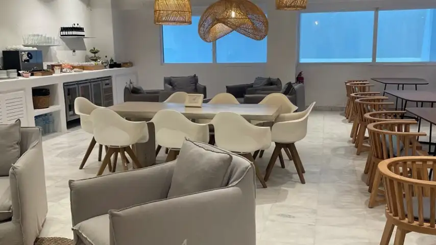 Photos of service Fast Track (Gold) in an airport Mykonos (JMK)