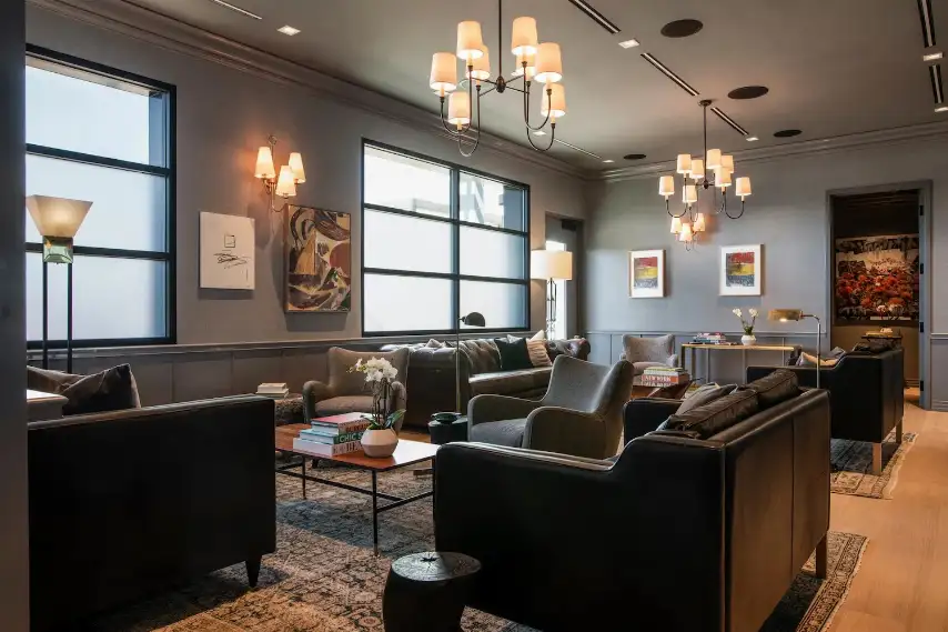 Photos of service The Salon (common room) in an airport Los Angeles (LAX)