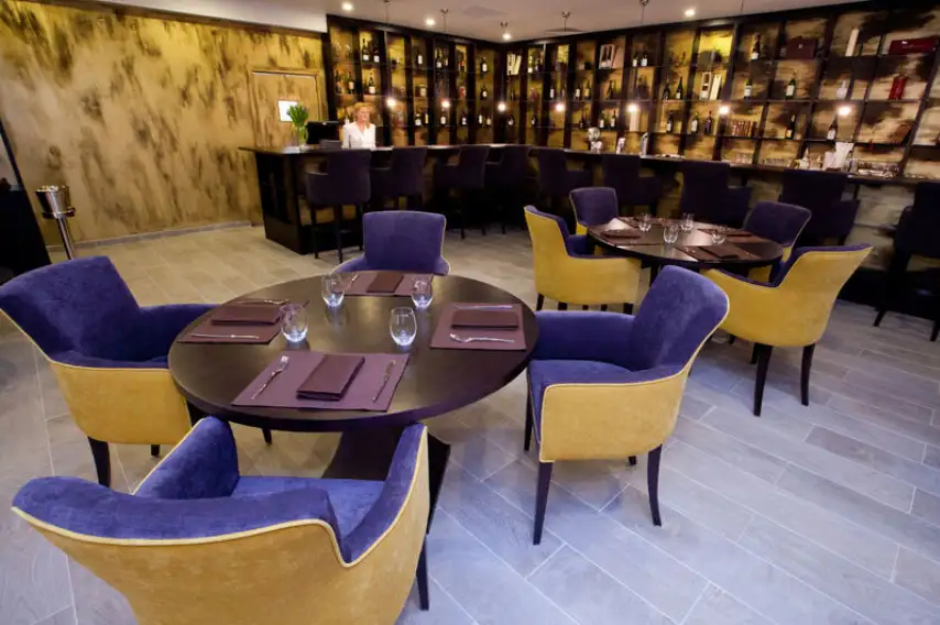 Photos of service VIP Lounge in an airport Pulkovo (LED)