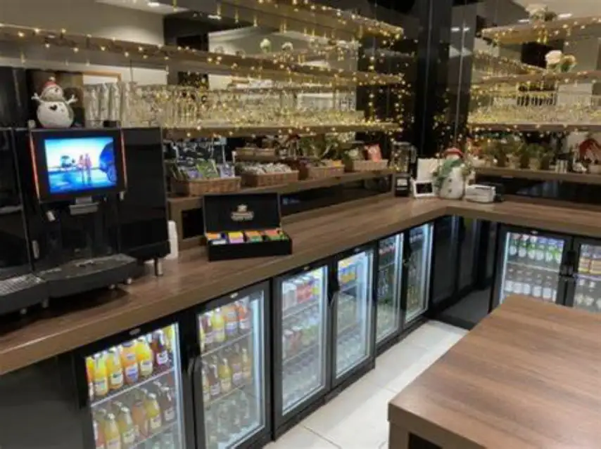 Photos of service VIP Lounge in an airport Luton (LTN)