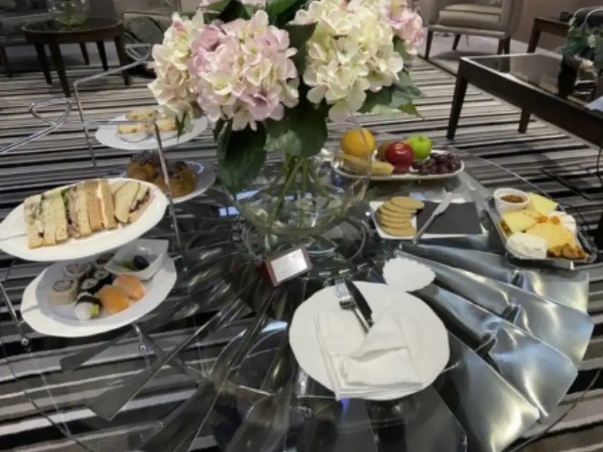 Photos of service VIP Lounge in an airport Luton (LTN)