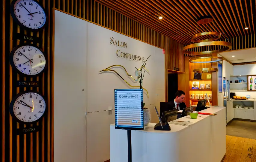 Photos of service Fast Track + VIP Lounge in an airport Lyon - Saint-Exupery (LYS)