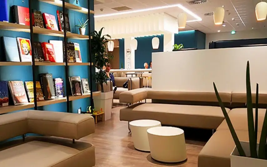 Photos of service Fast Track in an airport Nice Cote Coast (NCE)