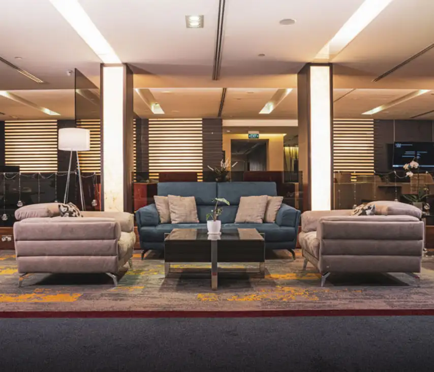 Photos of service Transit «Quayside» in an airport Changi (SIN)