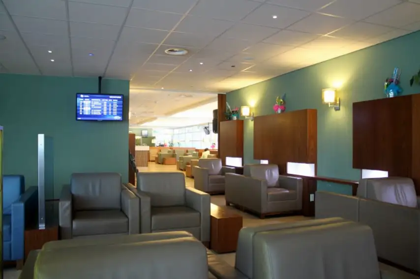 Photos of service Fast Track + VIP Lounge in an airport Princess Juliana (SXM)