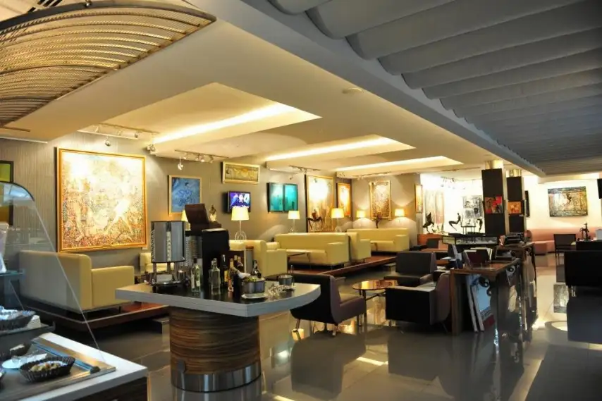 VIP Lounge