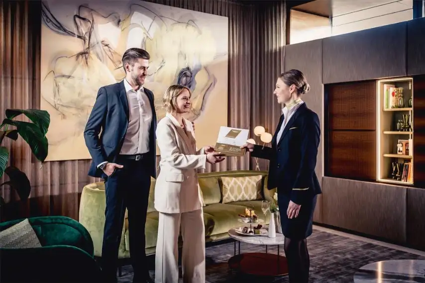 Photos of service VIP Service «Package Platinum» in an airport Wien-Schwechat (VIE)